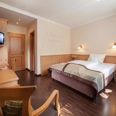 Hotel Eschenhof Kirchheim bei Muenchen ภายนอก รูปภาพ